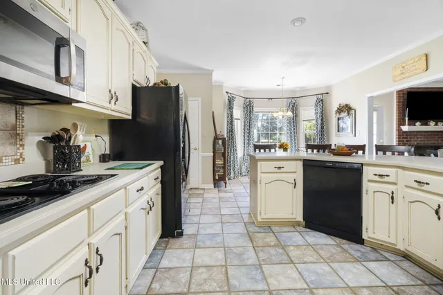 $659,900 | 681 Gaines Road, Hernando, MS 38632