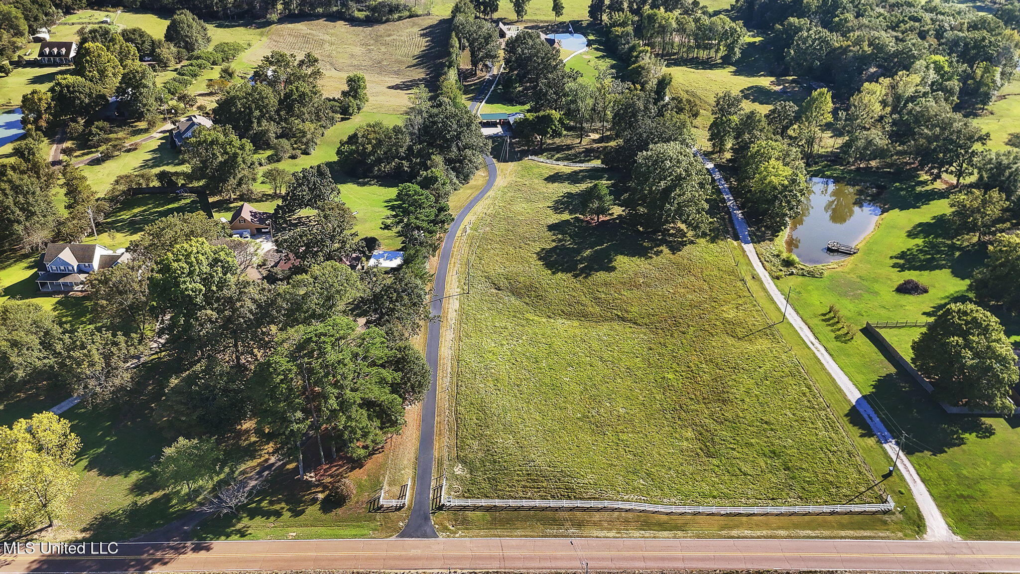 681 Gaines Road Hernando, MS 38632 - Photo 45 of 52 45-web-or-mls-681 Gaines Road-44