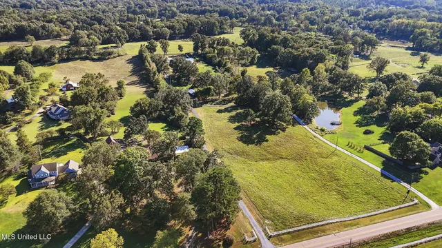 $659,900 | 681 Gaines Road, Hernando, MS 38632