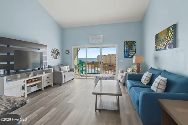 $475,000 | 918 North New River Drive, Unit 532, Surf City, NC 28445