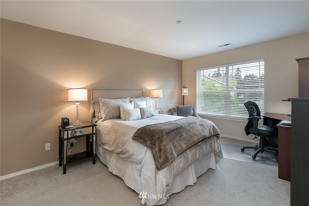 404 228th Street Southwest, Unit E202 Bothell, WA 98021 - Photo 13 of 19 Gallery Image 13