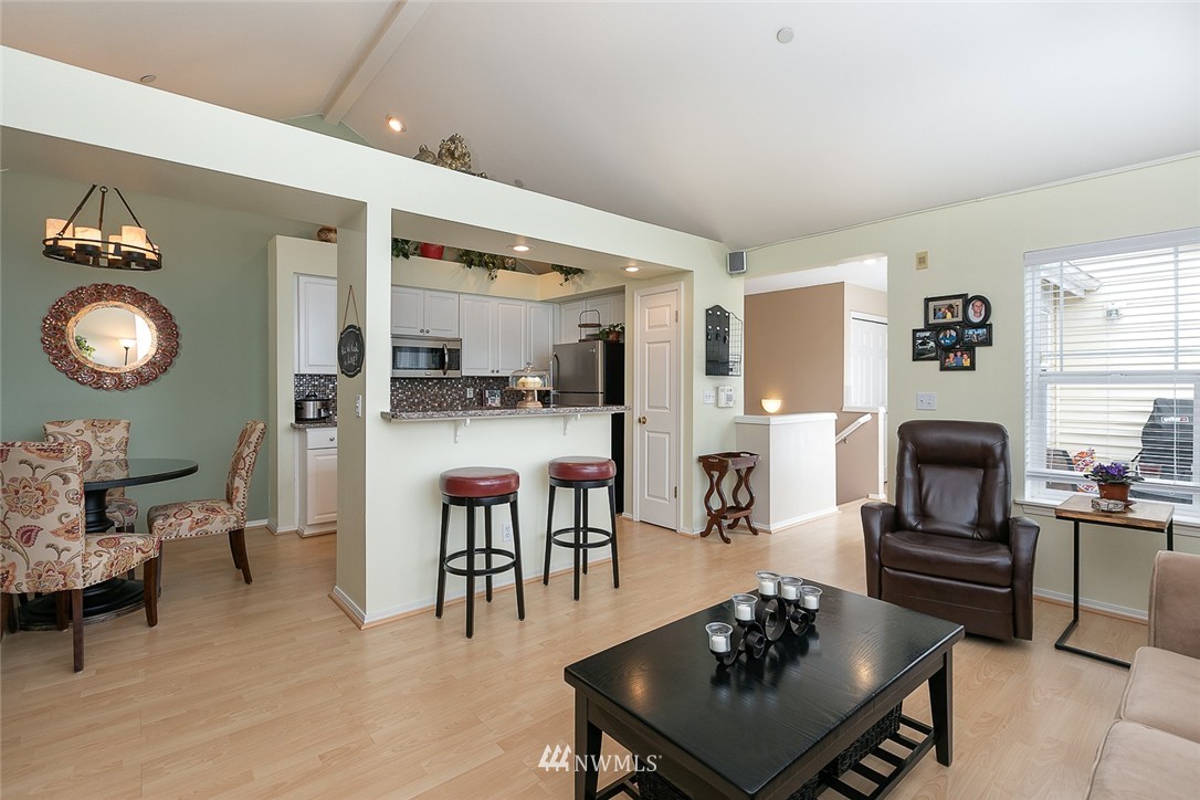404 228th Street Southwest, Unit E202 Bothell, WA 98021 - Photo 8 of 19 Gallery Image 8