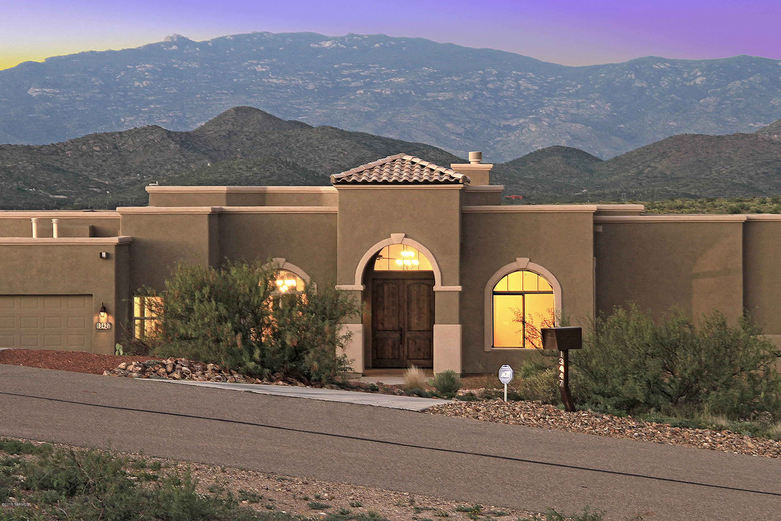 13427 South Sundown Ranch Road Vail, AZ 85641 - Photo 2 of 41 Gallery Image 2