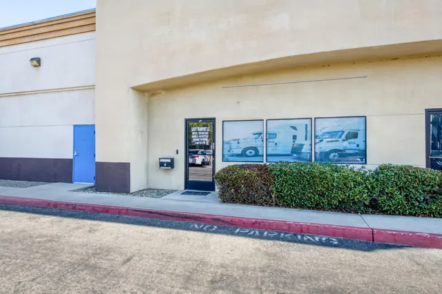 $399,000 | 90 East Magill Avenue, Unit 105, Fresno, CA 93710