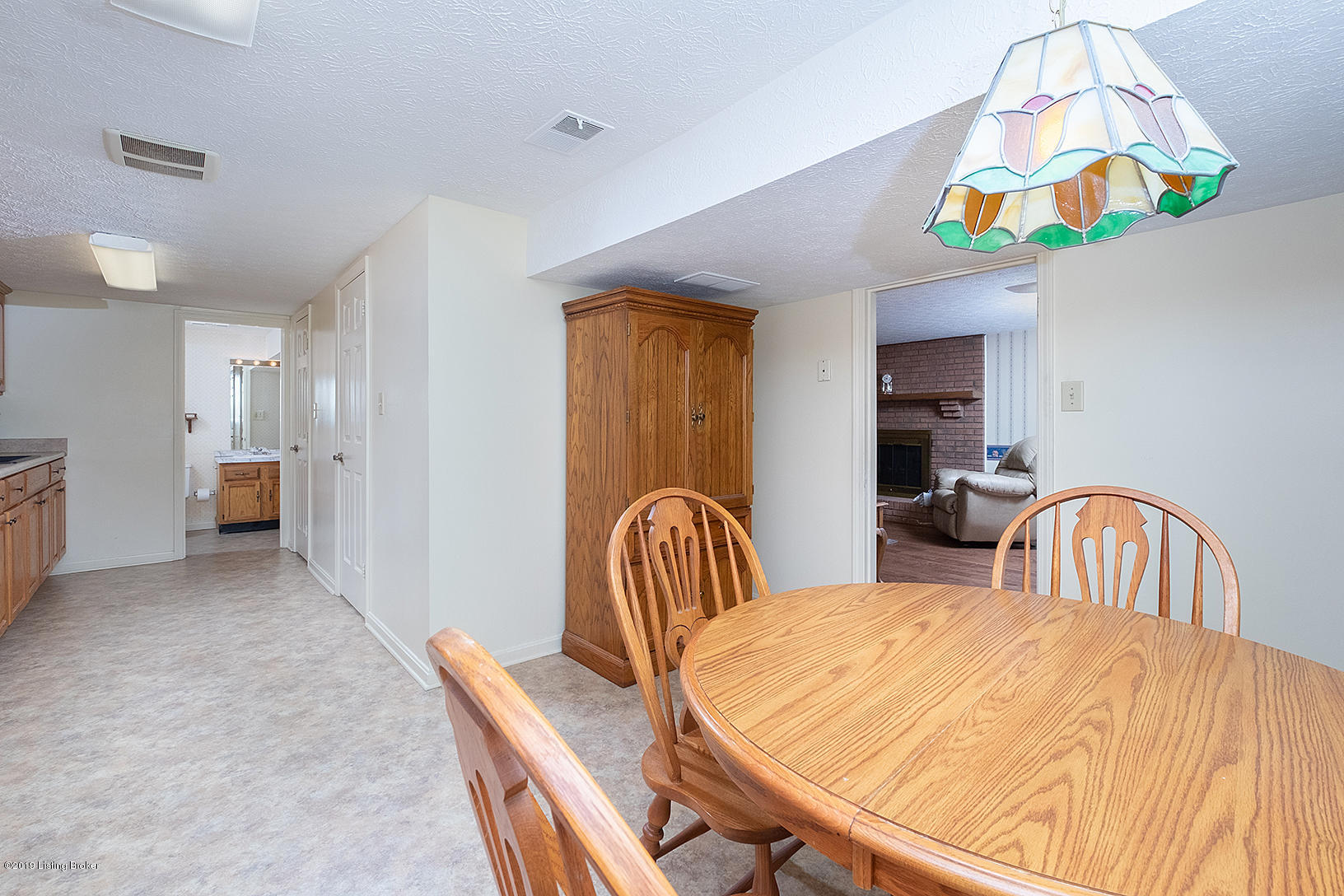 1925 Riva Ridge Road Louisville, KY 40214 - Photo 41 of 70 41_1925_Riva_Ridge_Rd_Becky_Lusch_Angela