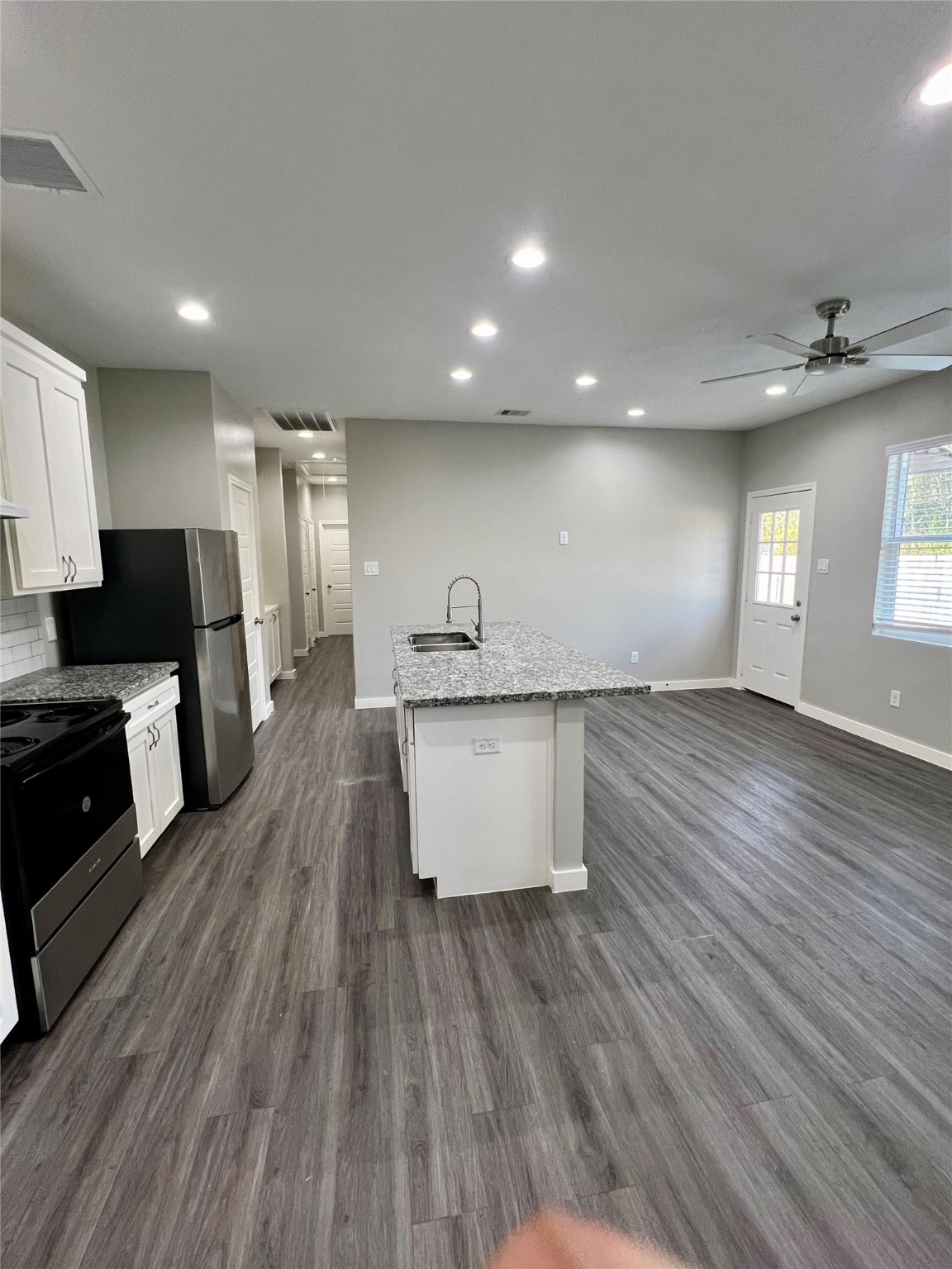 9811 Leath Street, Unit A Houston, TX 77093 - Photo 5 of 27