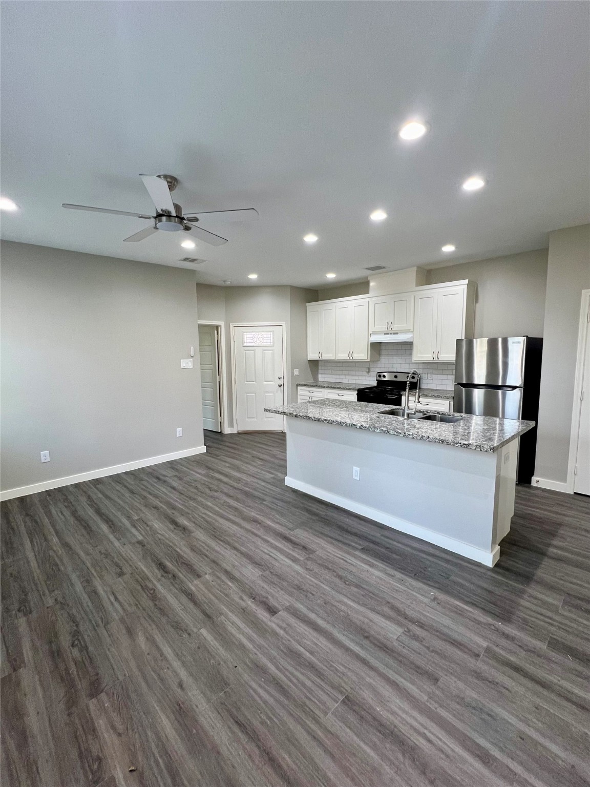 9811 Leath Street, Unit A Houston, TX 77093 - Photo 6 of 27