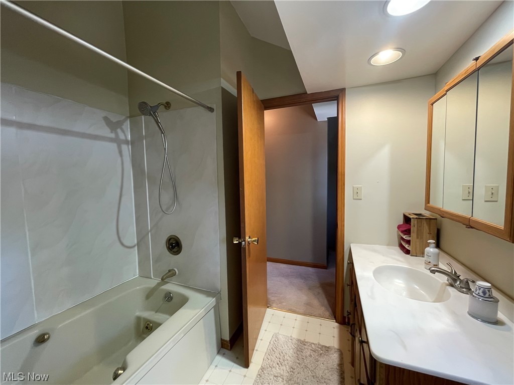2590 Hampton Road Rocky River, OH 44116 - Photo 15 of 24