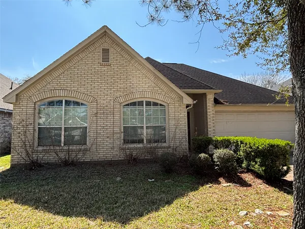 $2,500 | 3526 Glenhill Drive, Pearland, TX 77584