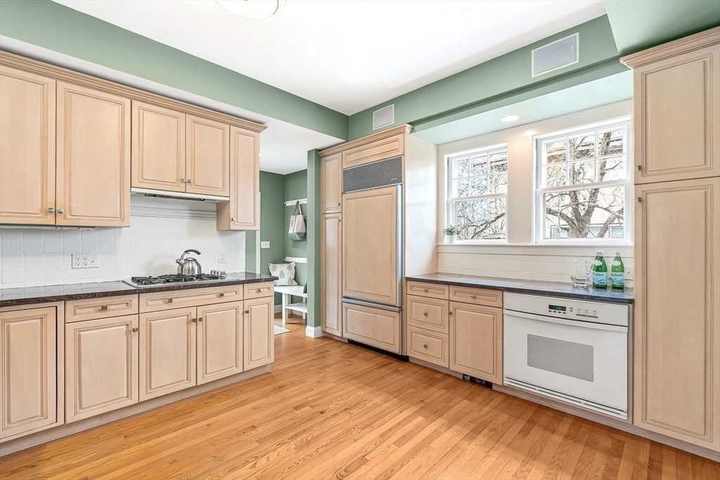 10 Edgehill Road Winchester, MA 01890 - Photo 15 of 42