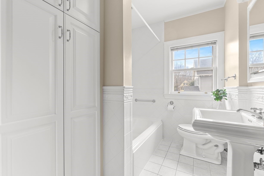 10 Edgehill Road Winchester, MA 01890 - Photo 28 of 42