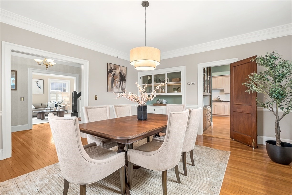 10 Edgehill Road Winchester, MA 01890 - Photo 8 of 42