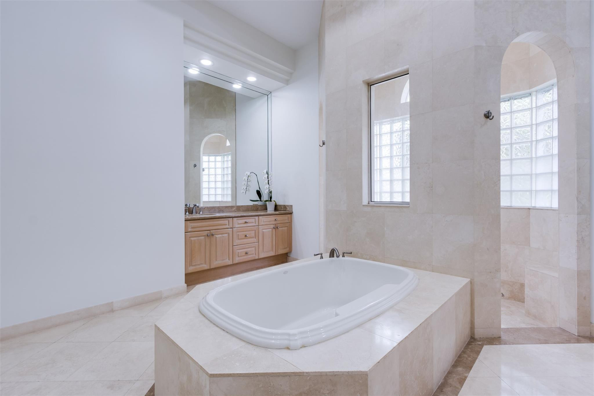 2475 Provence Circle Fort Lauderdale, FL 33327 - Photo 34 of 45 Photo 34