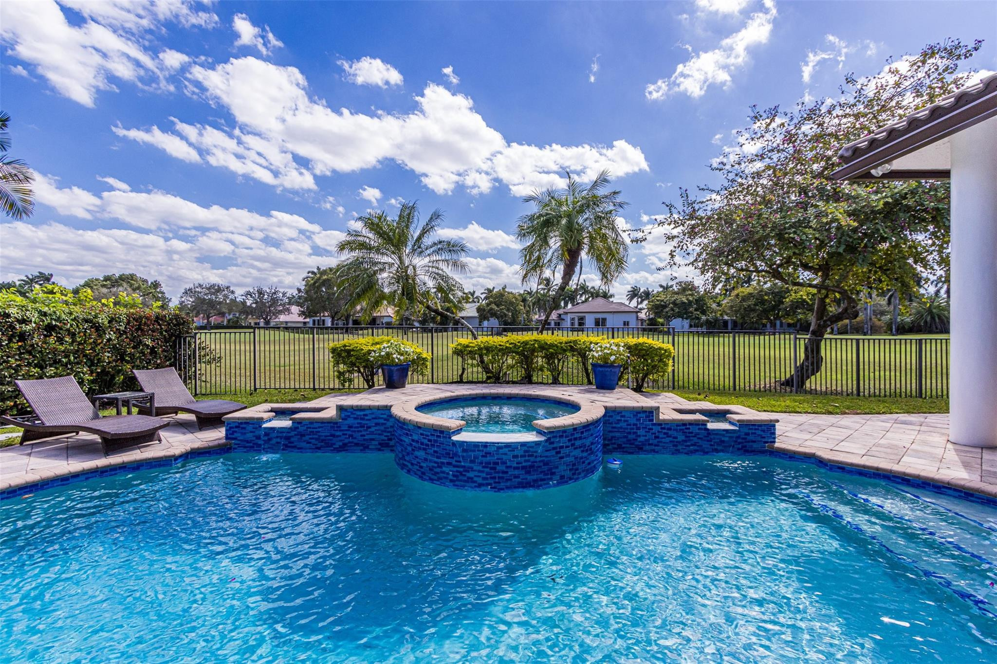 2475 Provence Circle Fort Lauderdale, FL 33327 - Photo 4 of 45 Photo 4