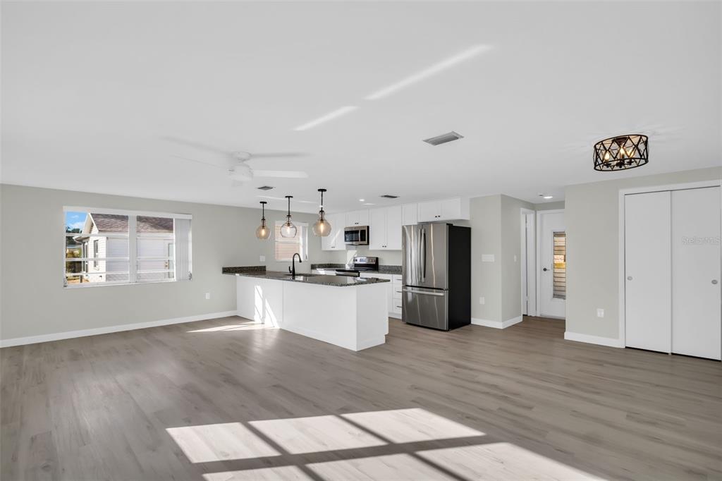 6450 Tralee Avenue New Port Richey, FL 34653 - Photo 13 of 27