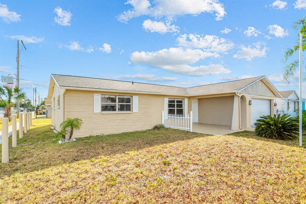 6450 Tralee Avenue New Port Richey, FL 34653 - Photo 2 of 27