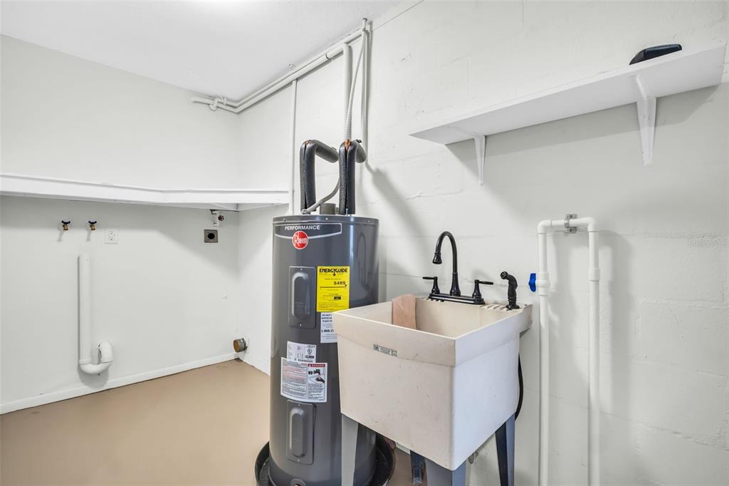 6450 Tralee Avenue New Port Richey, FL 34653 - Photo 24 of 27