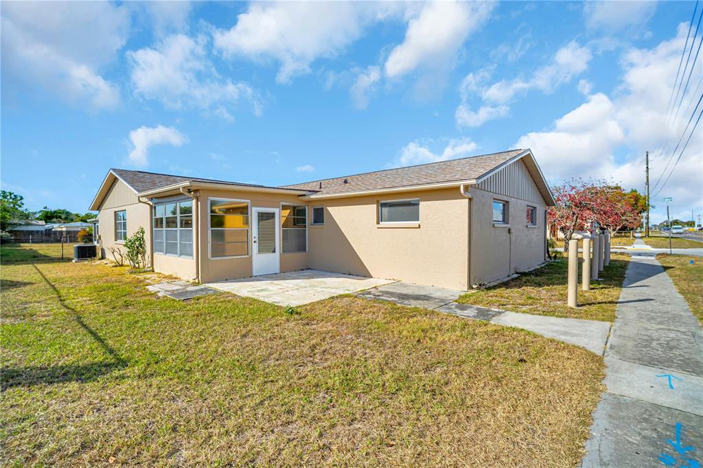 6450 Tralee Avenue New Port Richey, FL 34653 - Photo 25 of 27