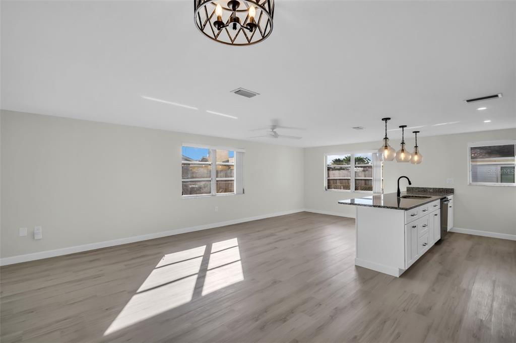 6450 Tralee Avenue New Port Richey, FL 34653 - Photo 9 of 27