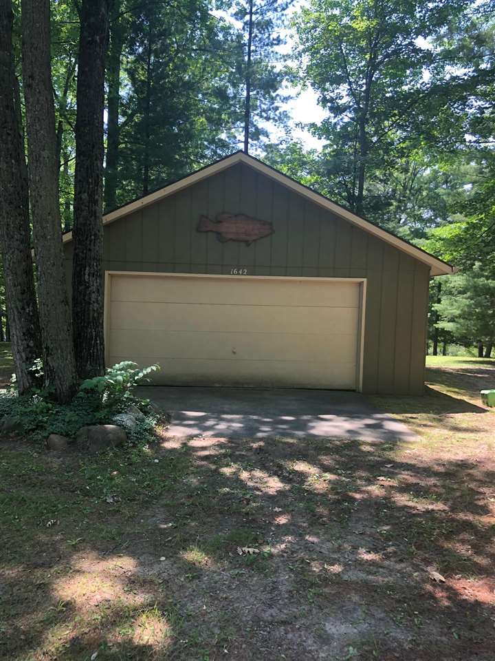 1642 Long Point Road Beaverton, MI 48612 - Photo 10 of 39