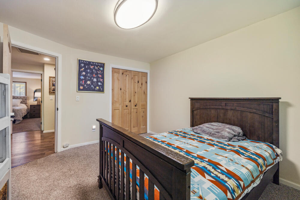 1375 Pine Grove Road Klamath Falls, OR 97603 - Photo 33 of 57 33