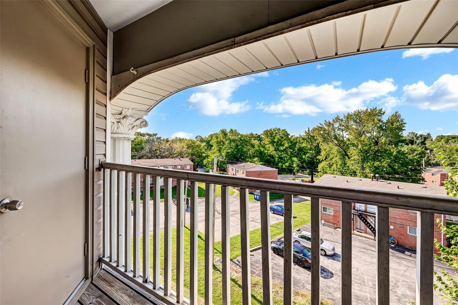 12122 Natural Bridge Road, Unit J Bridgeton, MO 63044 - Photo 18 of 20 Gallery Image 18