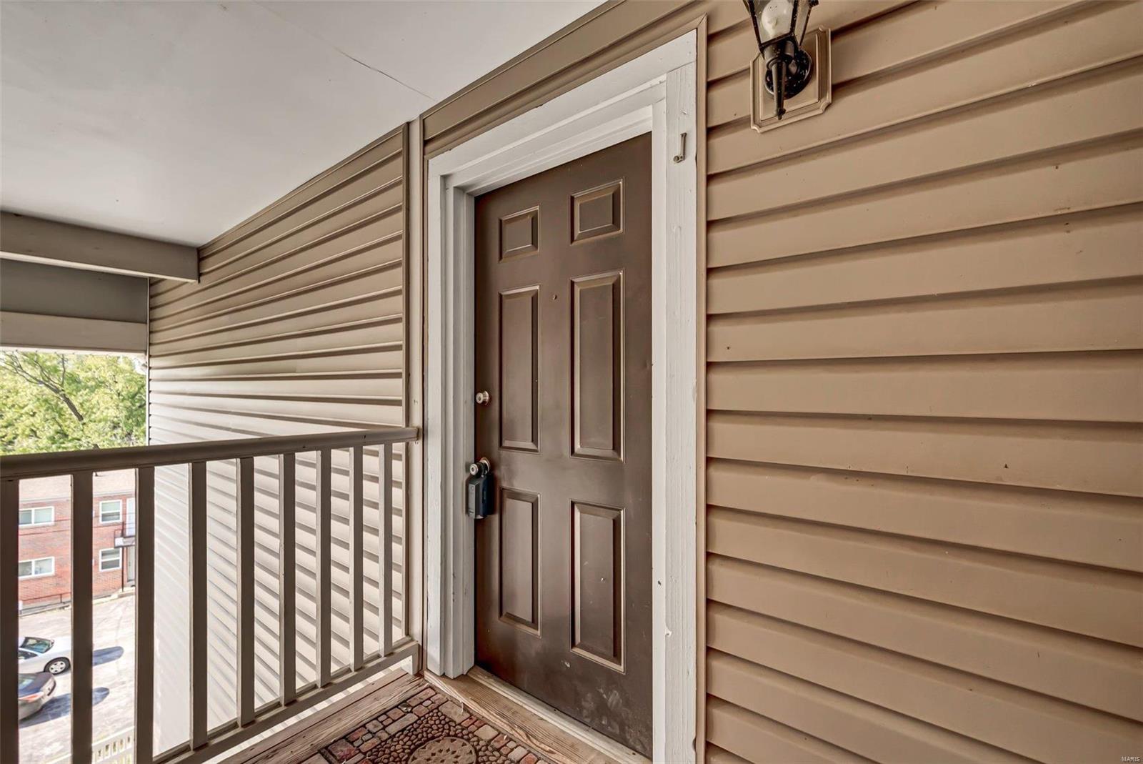 12122 Natural Bridge Road, Unit J Bridgeton, MO 63044 - Photo 2 of 20 Gallery Image 2