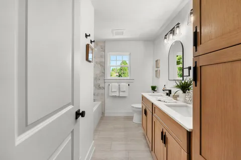 $1,495,000 | 2 Barrister Court, Haverford, PA 19041