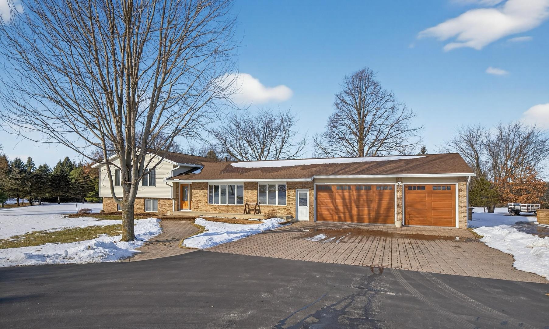 1477 Laurel Court Southeast Rochester, MN 55904 - Photo 2 of 52