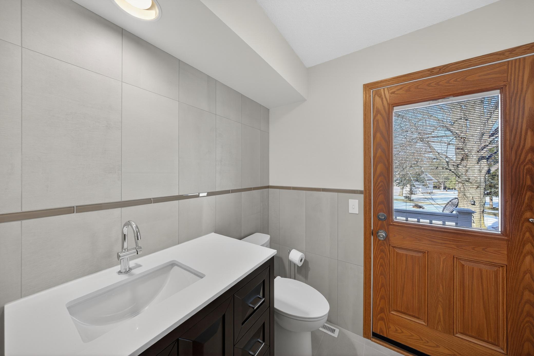 1477 Laurel Court Southeast Rochester, MN 55904 - Photo 21 of 53