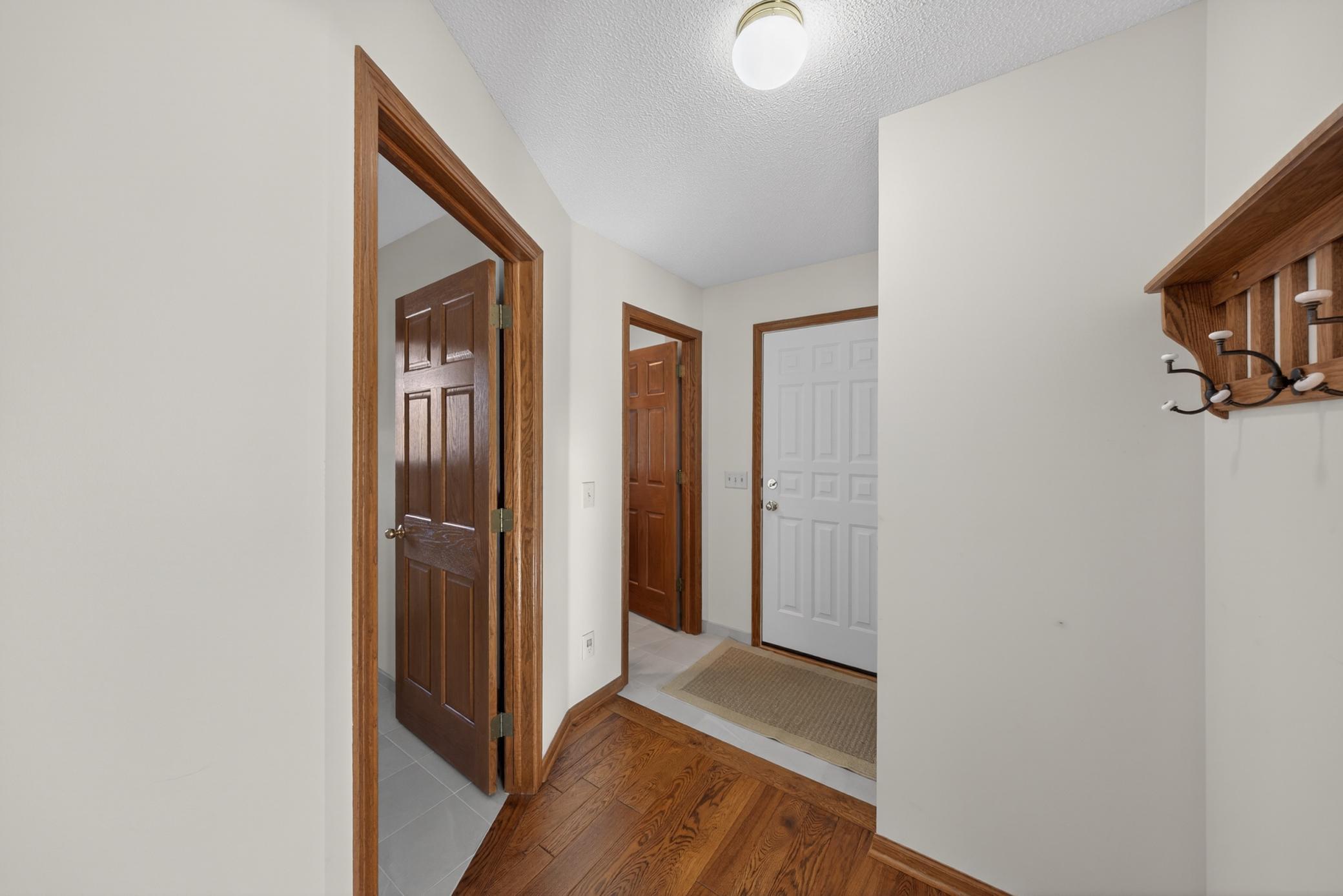 1477 Laurel Court Southeast Rochester, MN 55904 - Photo 22 of 53