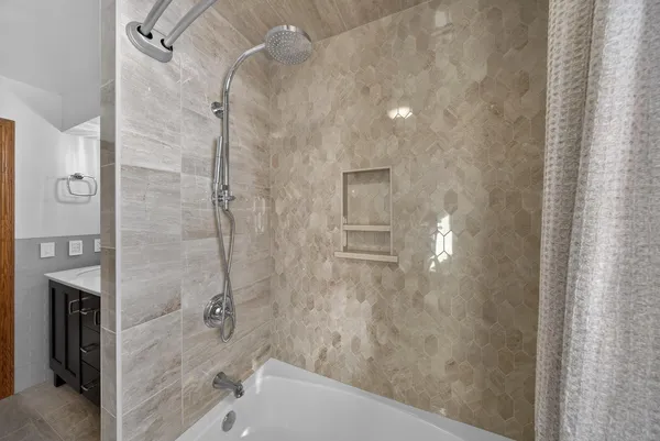 $649,900 | 1477 Laurel Court Southeast, Rochester, MN 55904