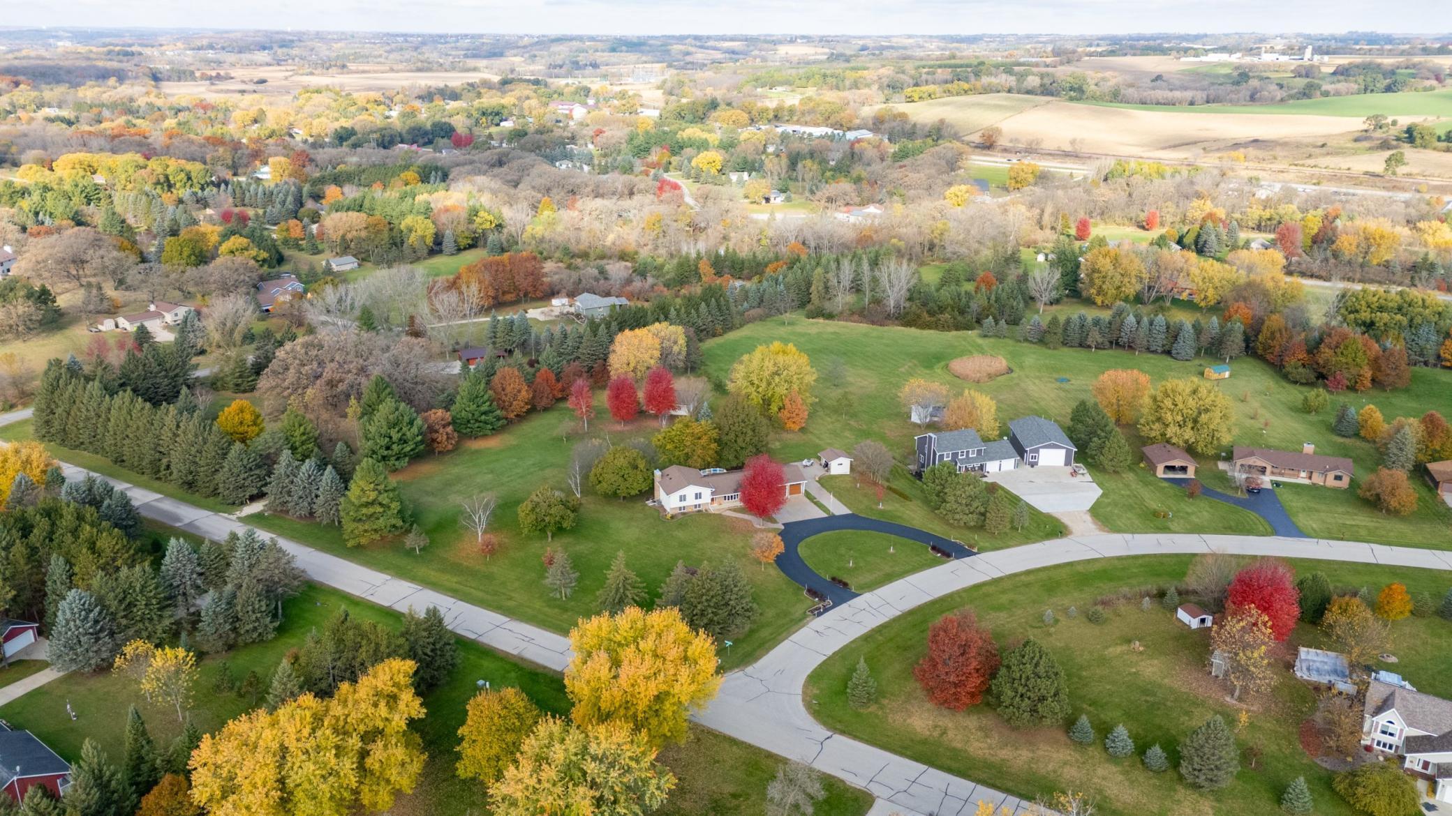 1477 Laurel Court Southeast Rochester, MN 55904 - Photo 38 of 53