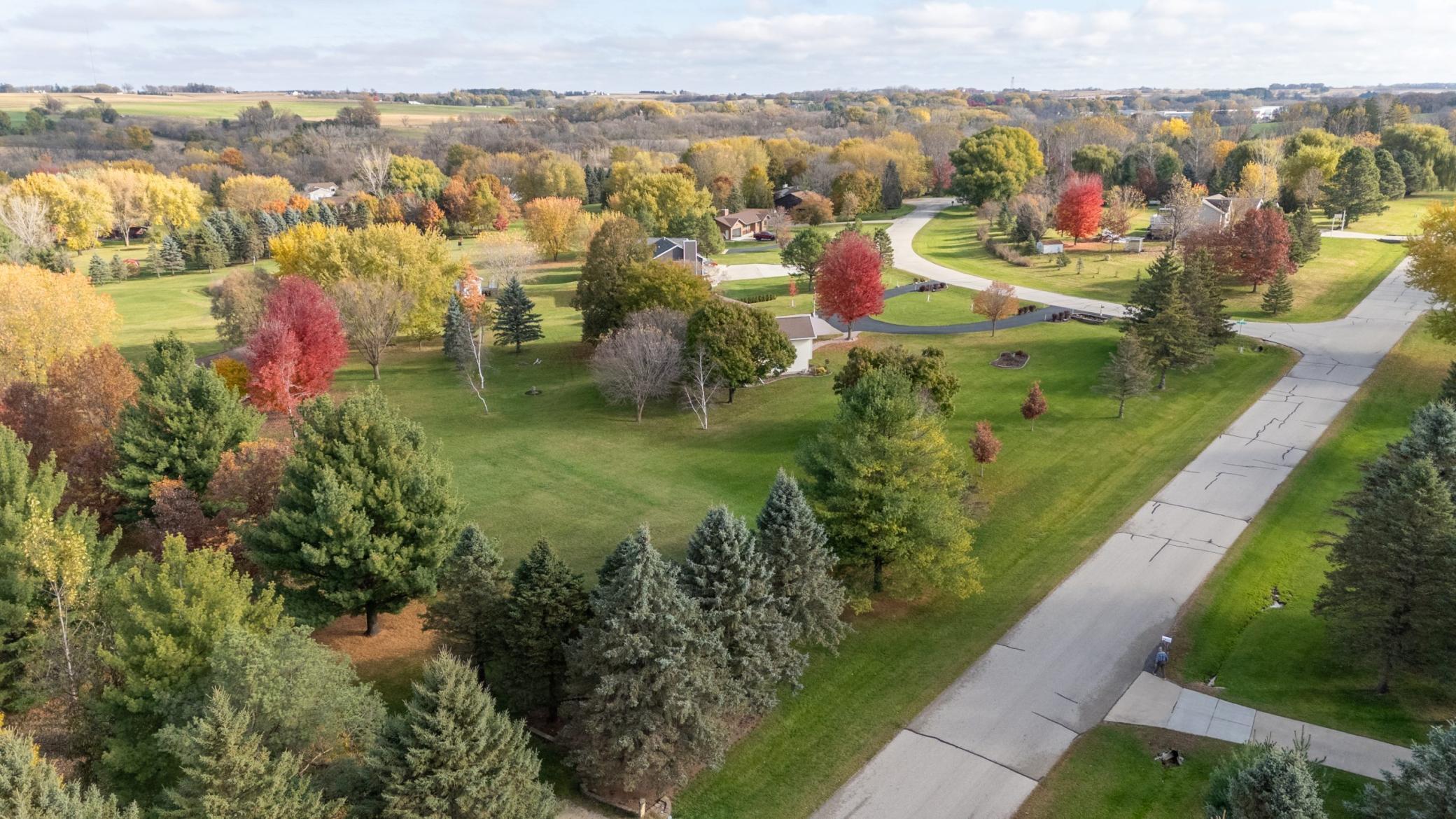 1477 Laurel Court Southeast Rochester, MN 55904 - Photo 39 of 53