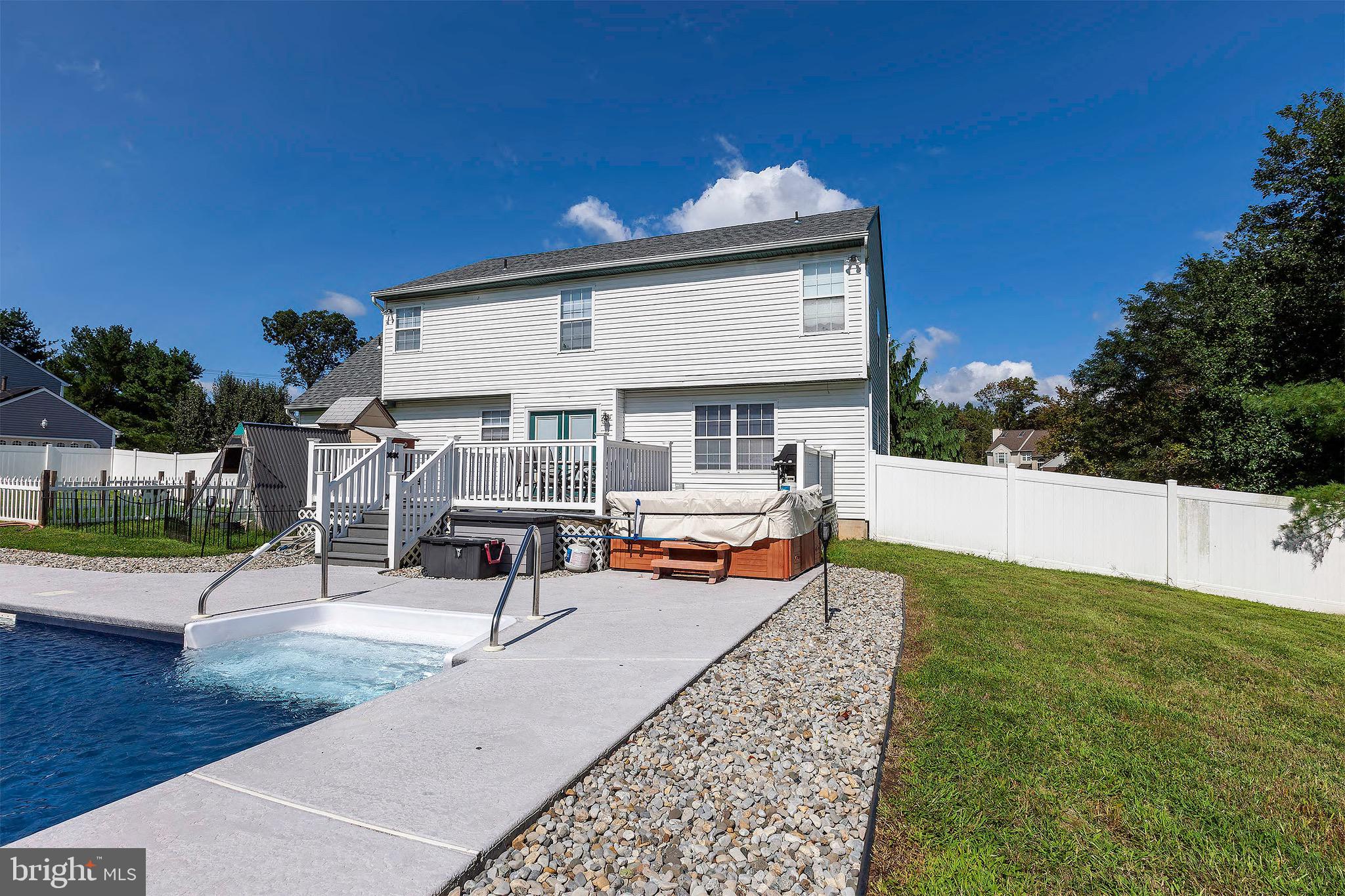 4 Hollybrook Drive Sewell, NJ 08080 - Photo 4 of 20