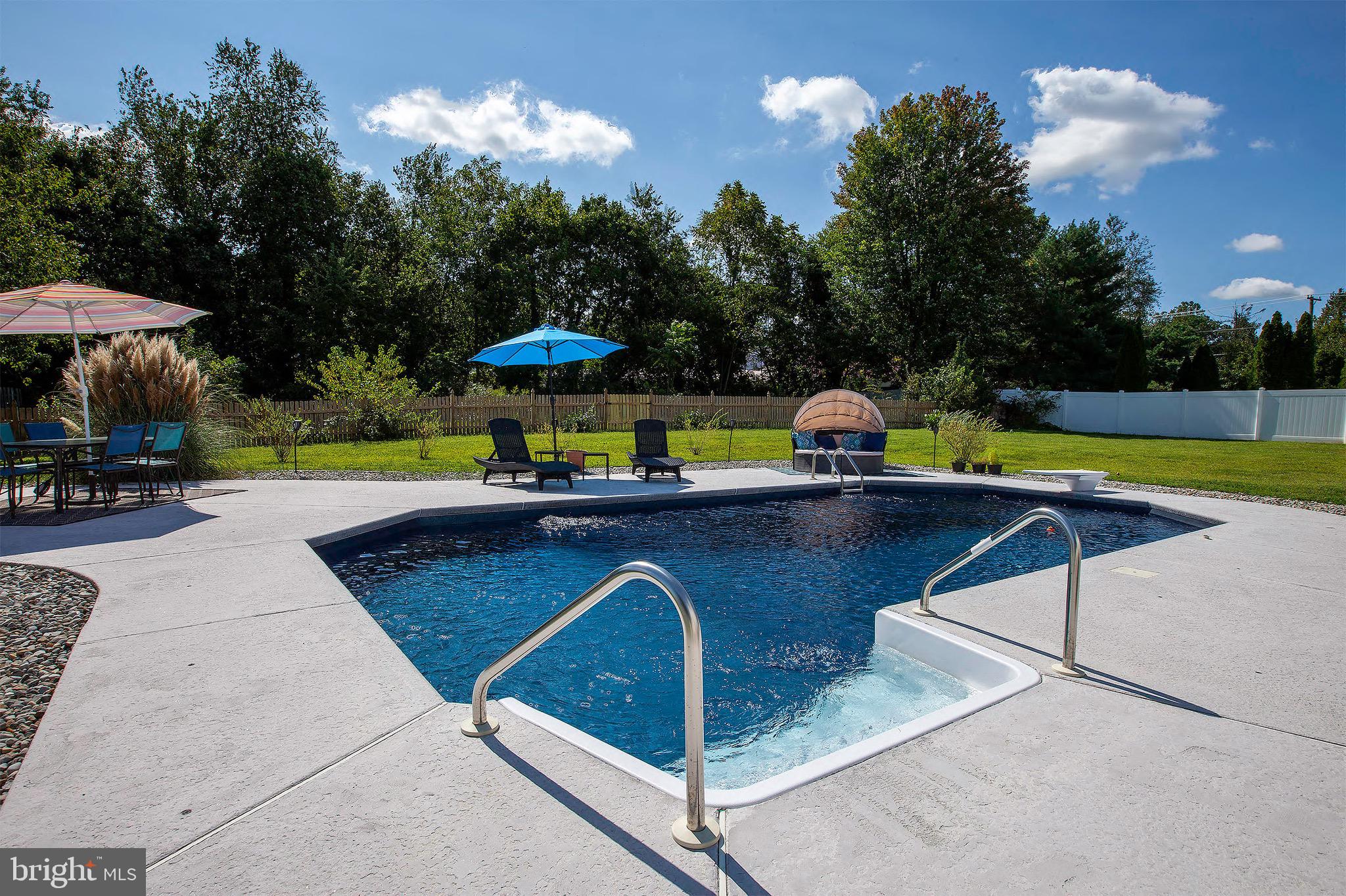 4 Hollybrook Drive Sewell, NJ 08080 - Photo 6 of 20 Saltwater pool