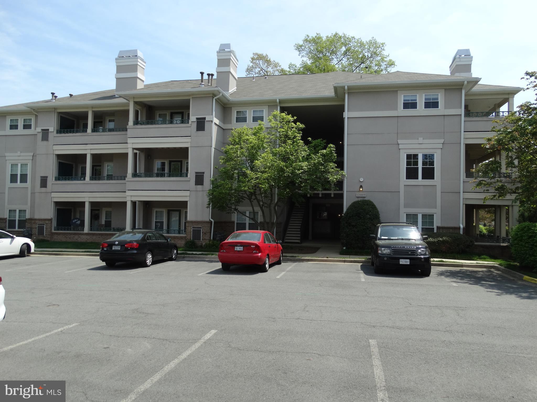 12009 Taliesin Place, Unit 13 Reston, VA 20190 - Photo 23 of 24 Exterior (Front)