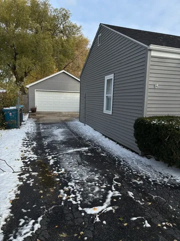 $249,000 | 11903 South Laramie Avenue, Alsip, IL 60803