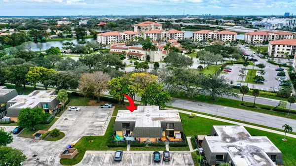 $2,500 | 311 3rd Way, West Palm Beach, FL 33407