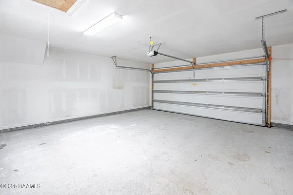 $2,100 | 206 Chestnut Oak Drive, Lafayette, LA 70507