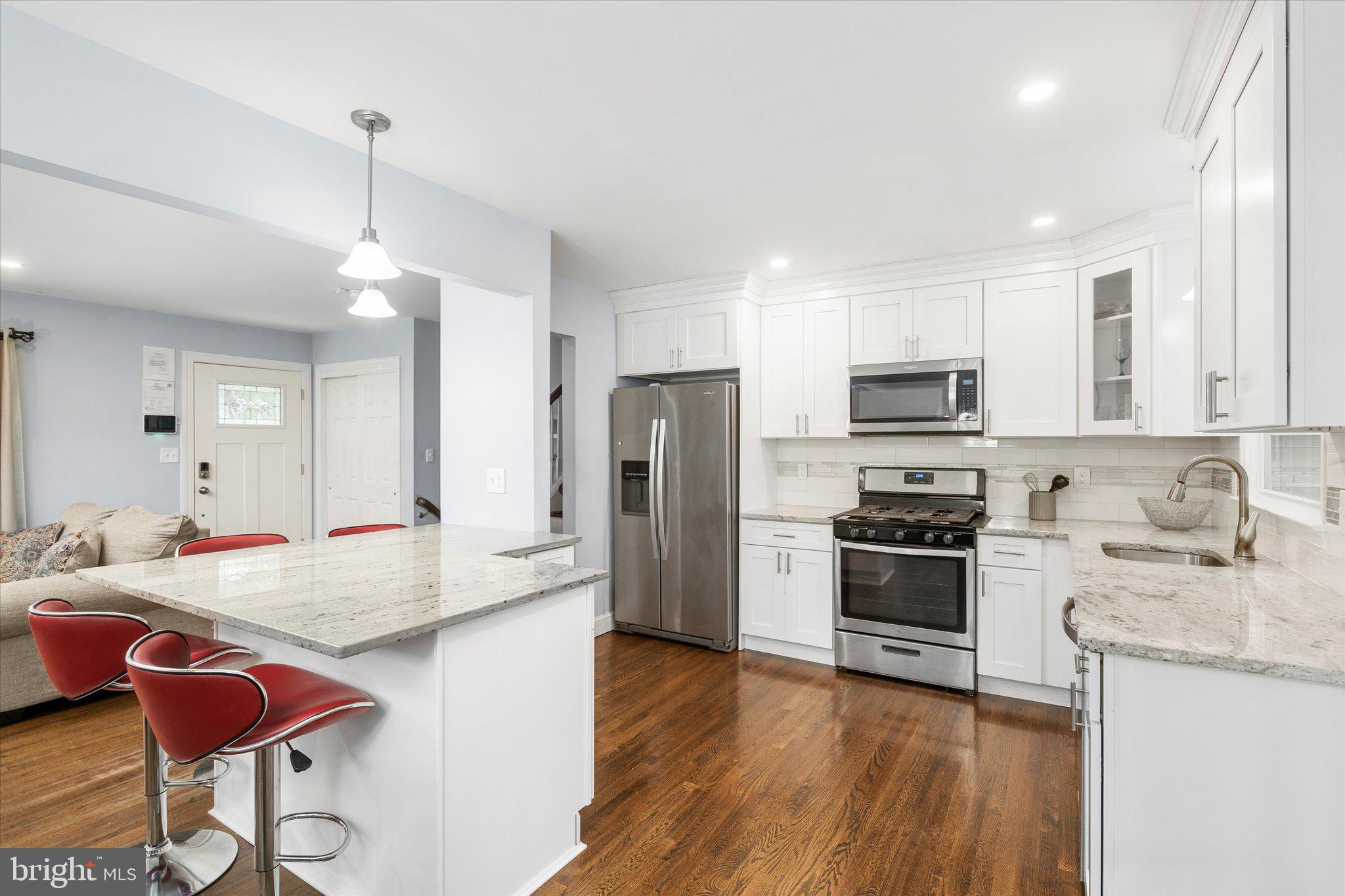 32 Rockland Road Ewing, NJ 08638 - Photo 8 of 33 Gallery Image 8