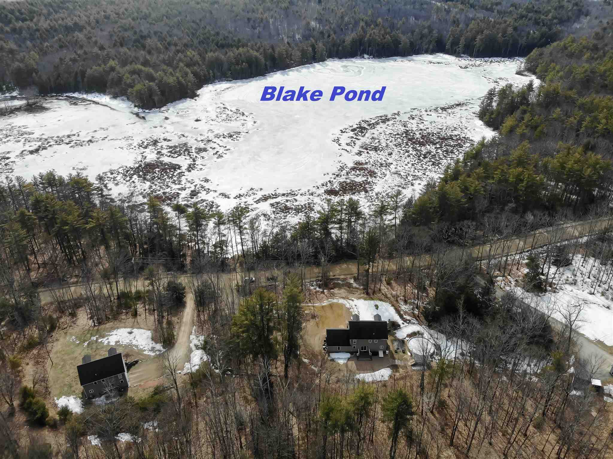 63 Tan Road Pittsfield, NH 03263 - Photo 3 of 40