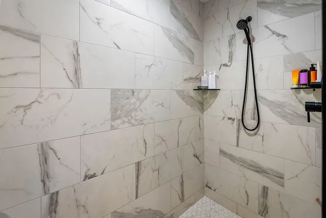 $575,000 | 618 Silver Drive, Holmen, WI 54636