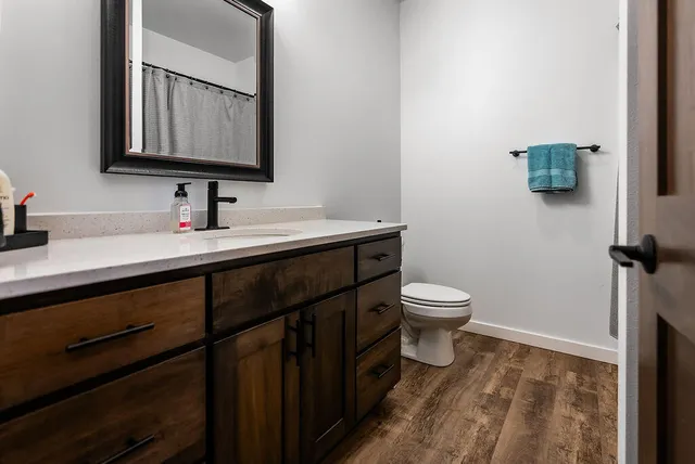 $575,000 | 618 Silver Drive, Holmen, WI 54636