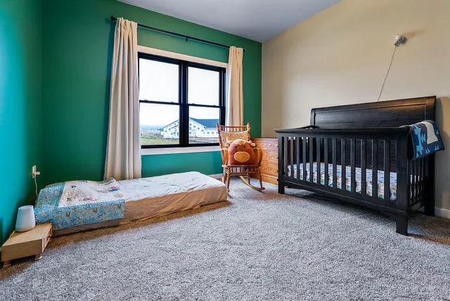 $575,000 | 618 Silver Drive, Holmen, WI 54636