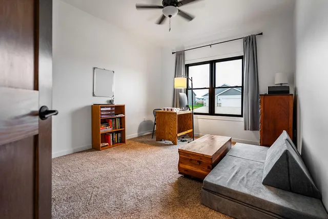 $575,000 | 618 Silver Drive, Holmen, WI 54636