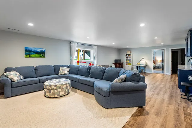 $575,000 | 618 Silver Drive, Holmen, WI 54636