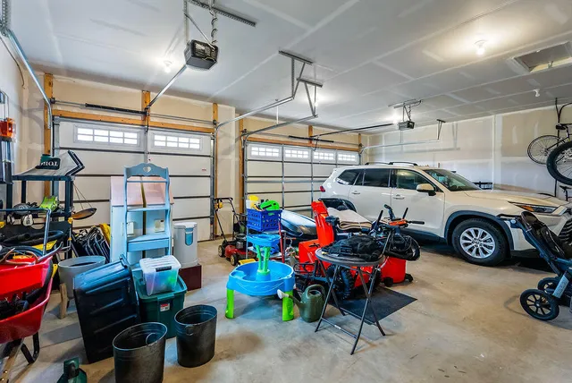 $575,000 | 618 Silver Drive, Holmen, WI 54636