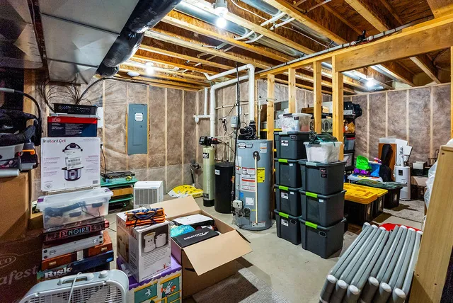 $575,000 | 618 Silver Drive, Holmen, WI 54636