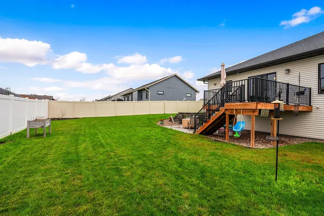 $575,000 | 618 Silver Drive, Holmen, WI 54636